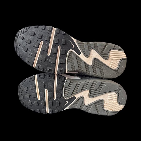 Nike Air Max sneakers women’s running workout shoes US6.5 CD5432-003 black - Picture 8 of 9